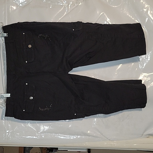 WHBM Capri Pants Embellished Cargo Pockets Black Size 12W - Picture 5 of 9